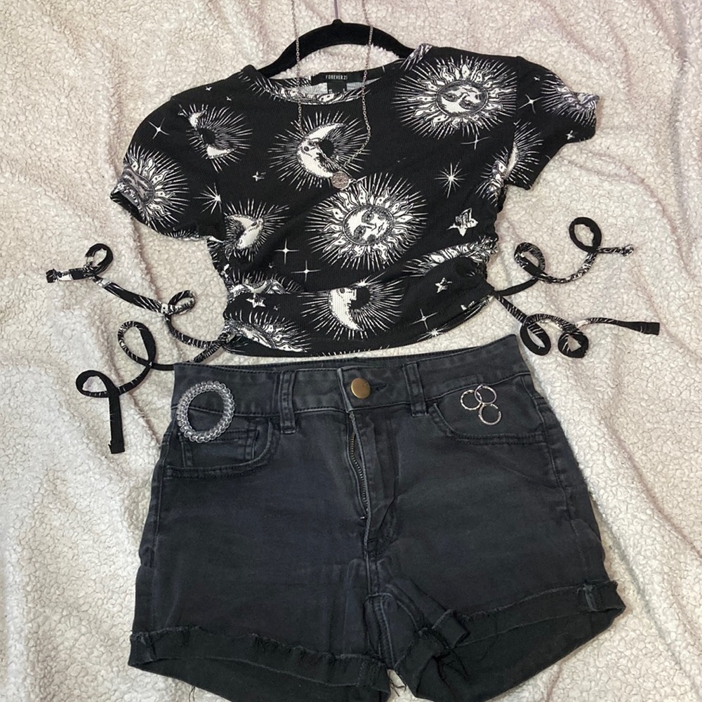 American Eagle Super Stretch High Rise Black Jean Shorts | Womens Size 0 or XS